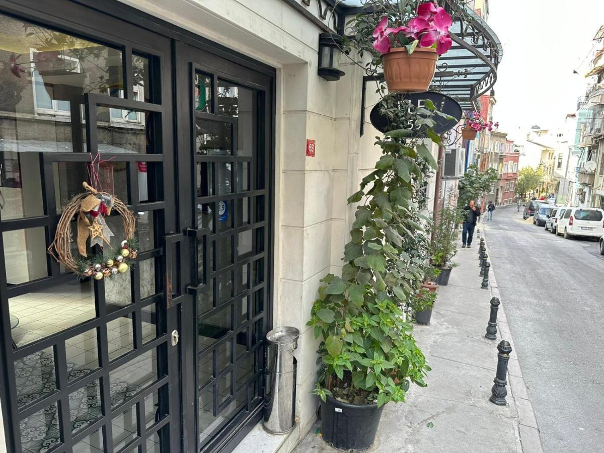Taksim Celebi Suites Istanboel Buitenkant foto
