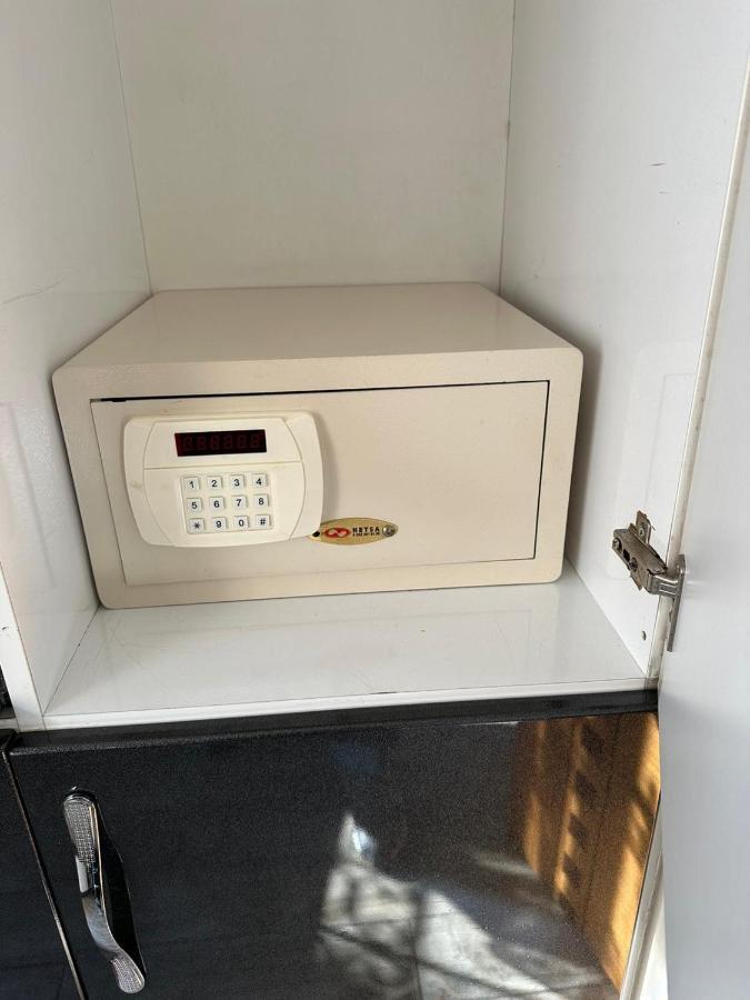 Taksim Celebi Suites Istanboel Buitenkant foto